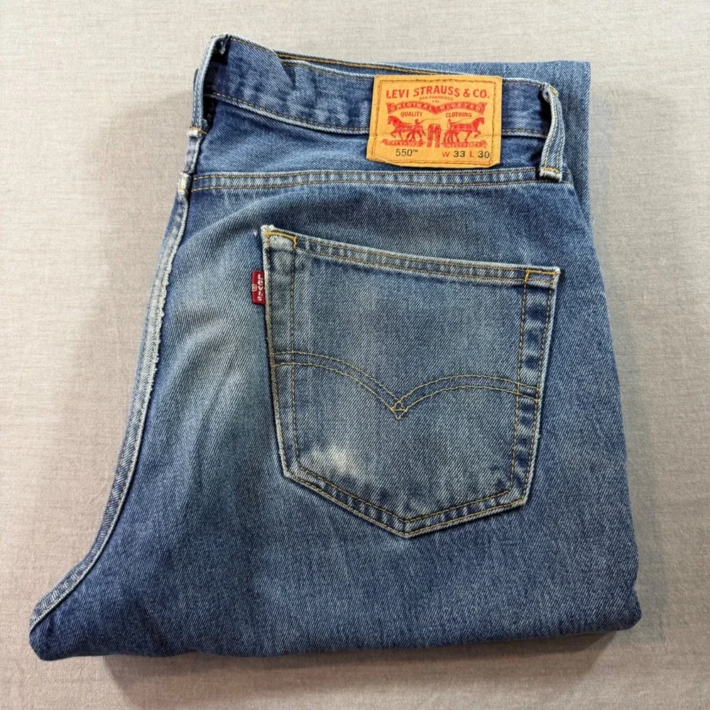 Levi's 550 Relaxed Fit Jeans Mens 33x30 Blue Good Tapered Leg Denim